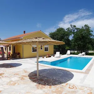  Ferienhaus House Oliva, Sveti Kirin